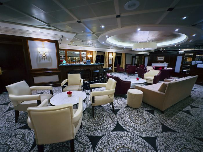 Discoveries Lounge